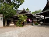 G Yasaka Shrine 04 : Japan, Kyoto, Vermont Canoe Spring